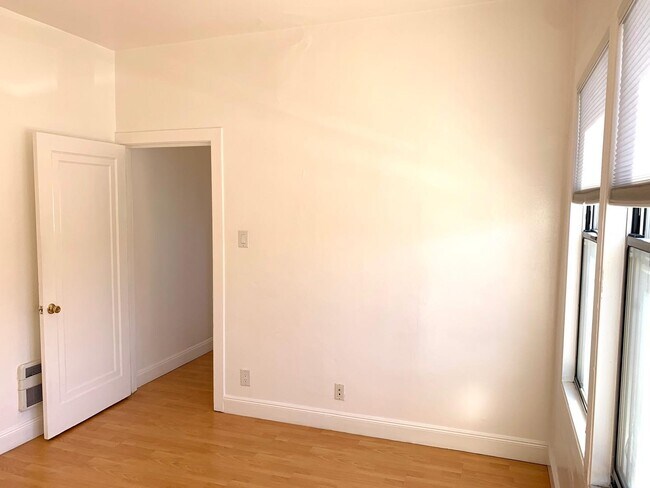 Building Photo - 2244 23rd St