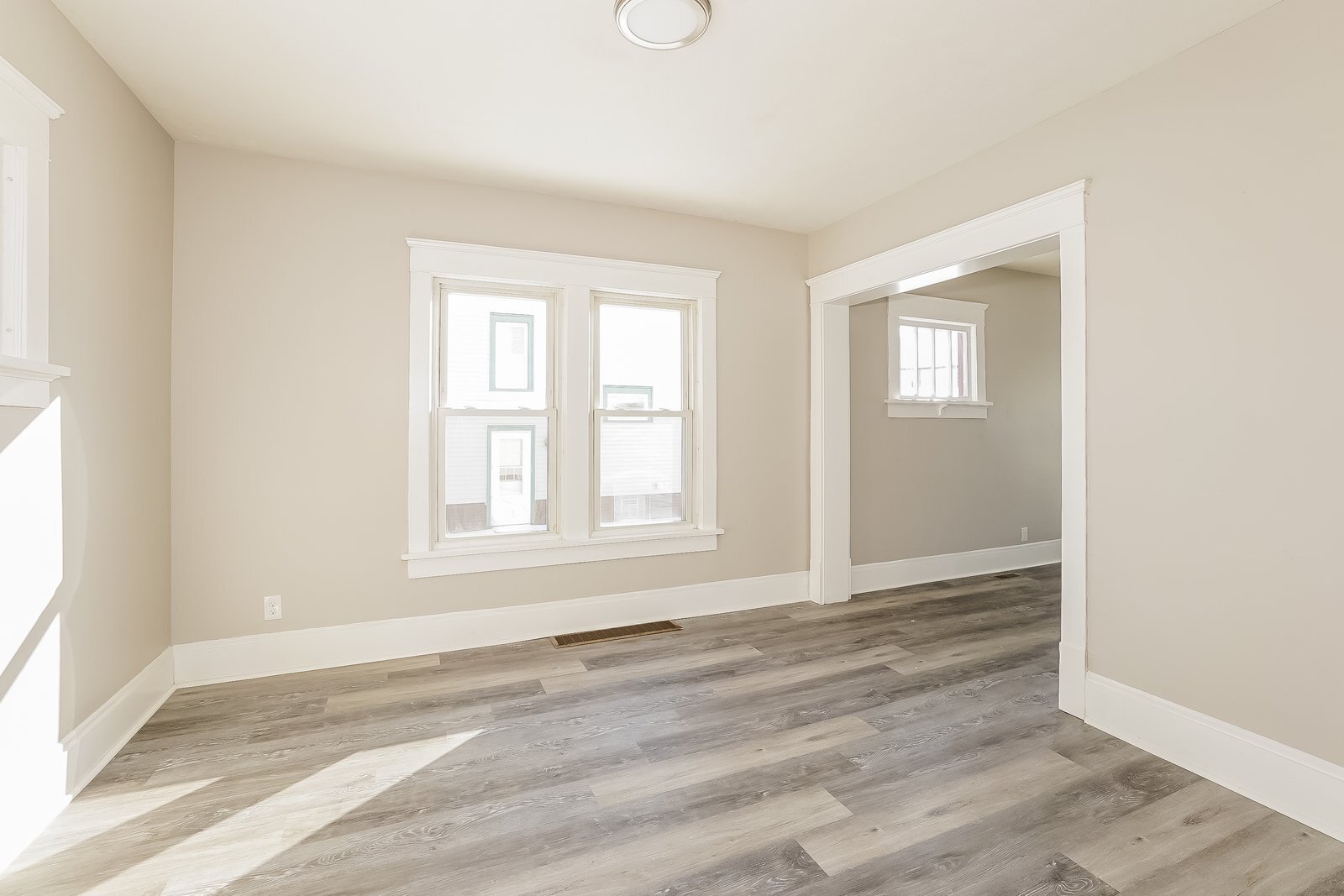 Building Photo - 2229 10th St SW