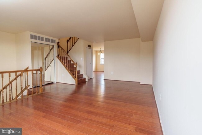 Building Photo - 12 Casey Ct