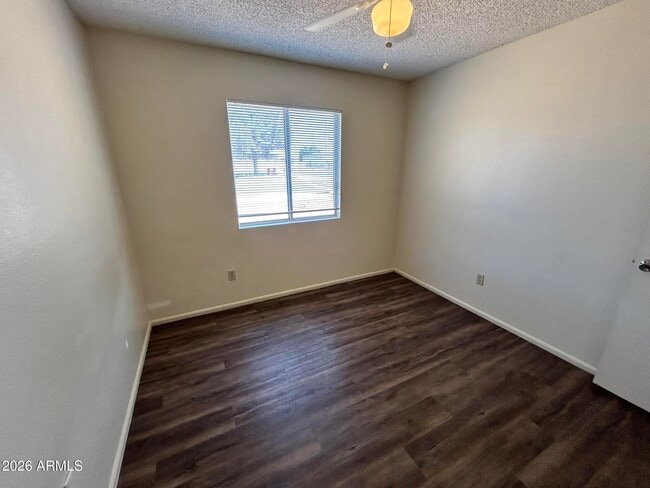 Building Photo - 3226 N Sycamore Pl