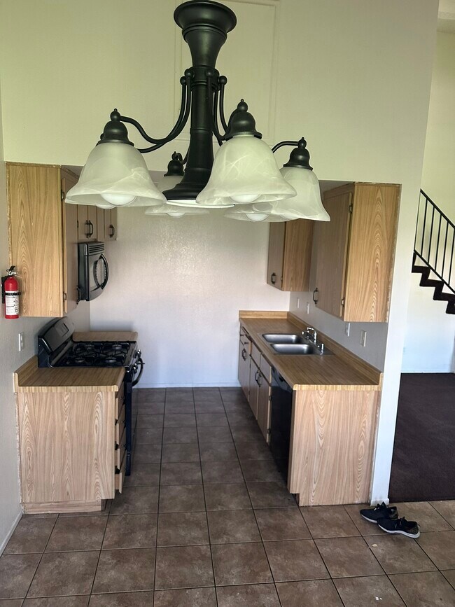 Building Photo - 1639 Orchid Ln