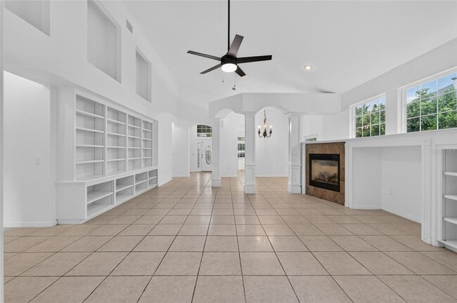 Building Photo - 914 SW 83rd Terrace