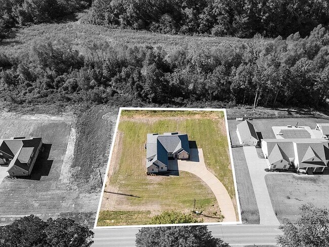 Building Photo - Highland Meadows Lot 3