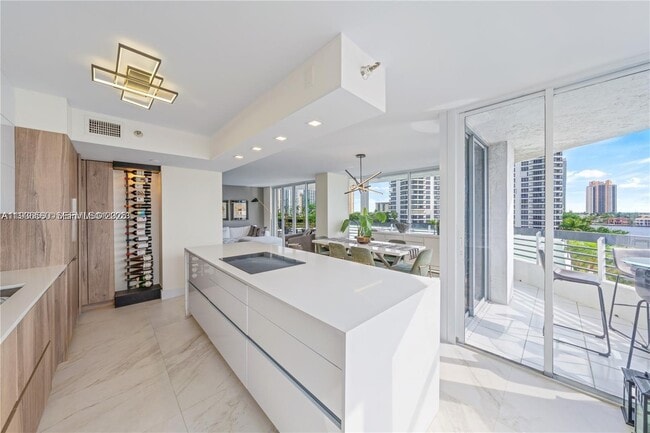 Building Photo - 3530 Mystic Pointe Dr