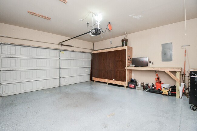 Building Photo - 4206 Fenetre Forest St