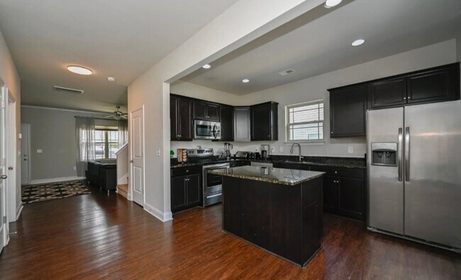 Building Photo - Charming Home for Rent in Easley- Convenient Location