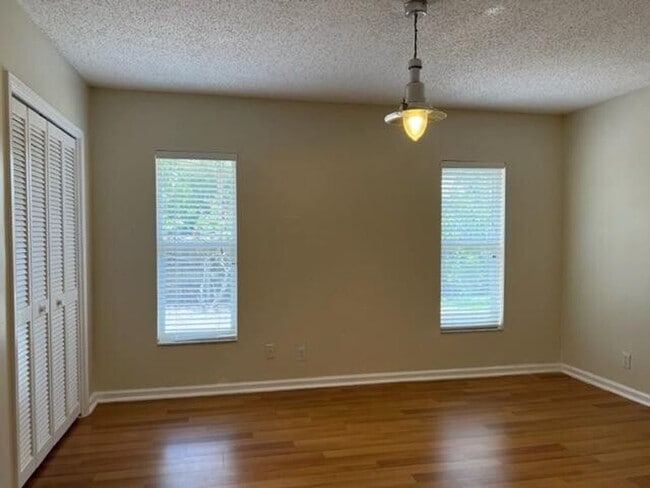 Building Photo - 2498 NW 25th St