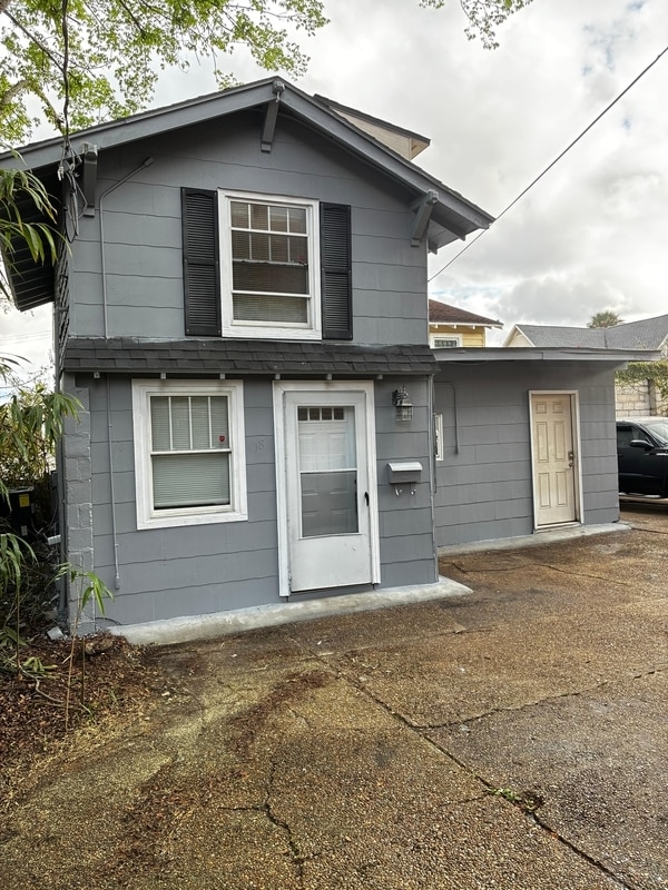 Building Photo - 2738 Riverside Ave