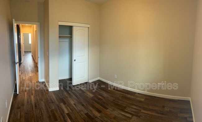 Building Photo - 2065 S Virginia St