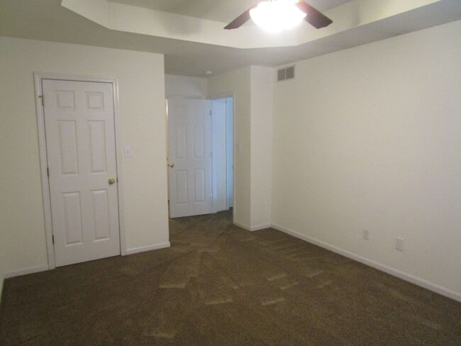 Building Photo - 5013-5015 Carrie Ridge Dr.