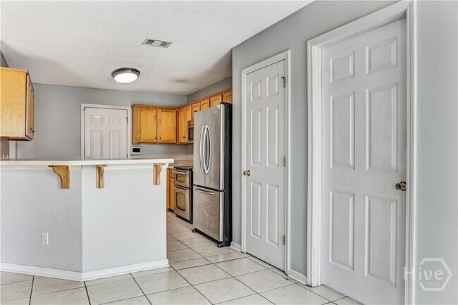 Primary Photo - 173 Aquinnah Dr