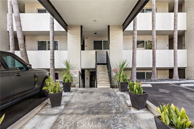 Building Photo - 609 Sleepy Hollow Ln