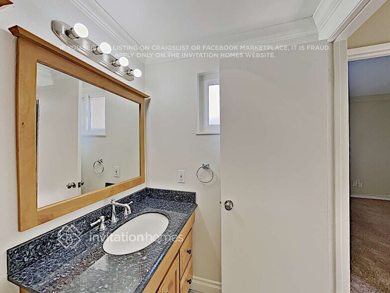 Building Photo - 458 Anacapa Cir