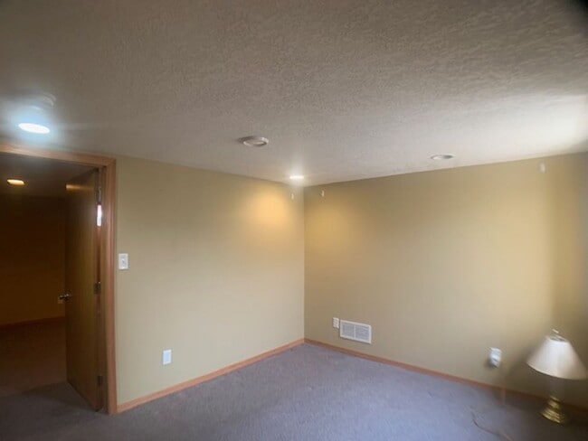 Building Photo - Huge yard! Updated appliances and more!