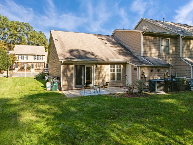 Building Photo - 67 Crystal Oaks Ct