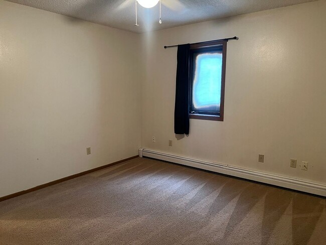 Building Photo - 534 Ouida Way