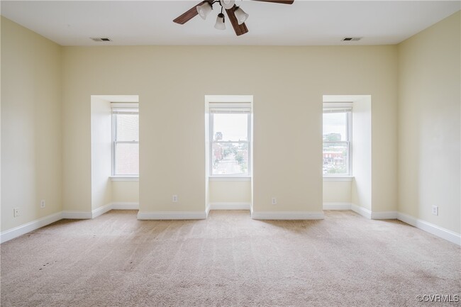 Building Photo - 603 Chamberlayne Pkwy