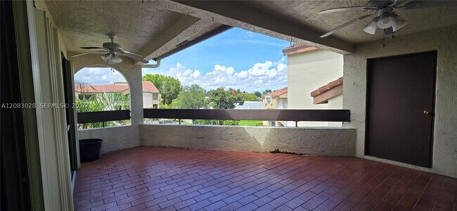 Building Photo - 8933 SW 123rd Ct
