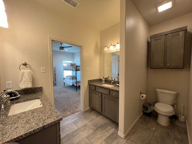 Building Photo - Townhome- Walking Distance to Lubbock Cooper