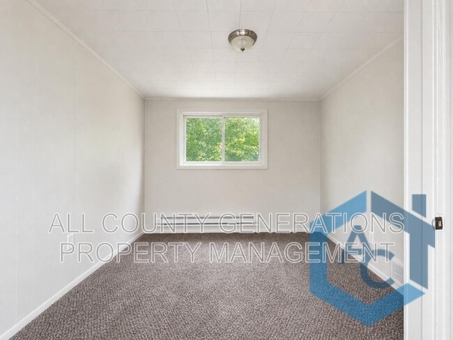 Building Photo - 12308 Sobieski Ave