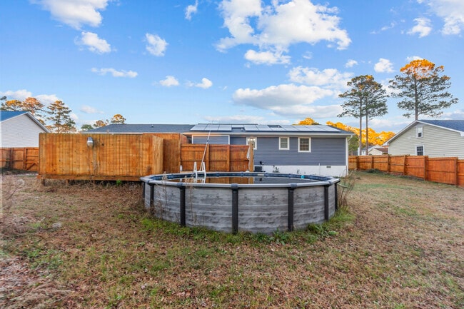 Building Photo - 214 Manchester Rd