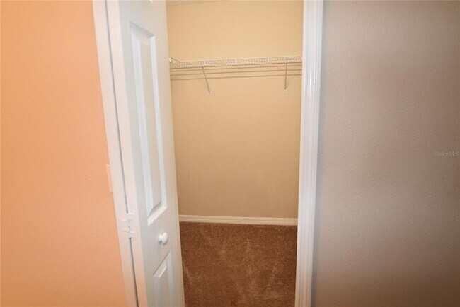 Building Photo - 527 Bristol Cir
