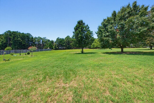 Building Photo - 2912 Oak Bridge Dr