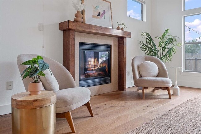 Building Photo - 5412 Grover Ave