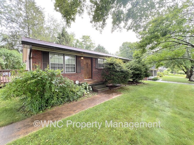 Building Photo - 53 Tipperary Dr