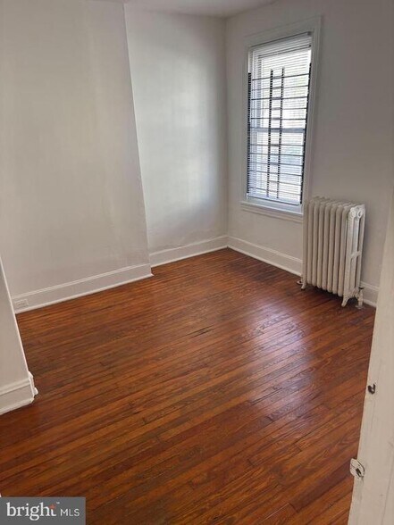 Building Photo - 1225 N Randolph St