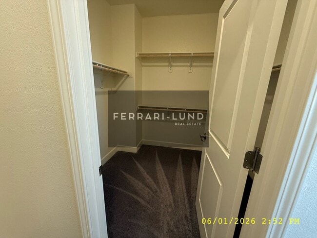 Building Photo - ?? Newer 4 Bedroom Home with 2,367 Sq. Ft. of Living Space! - Kay DeAlba property!! ??