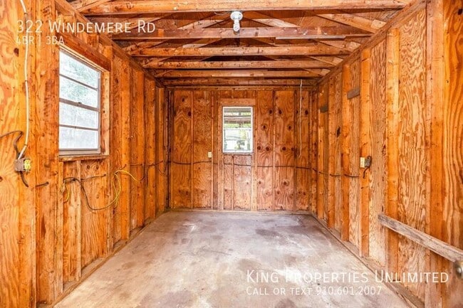 Building Photo - 322 Windemere Rd