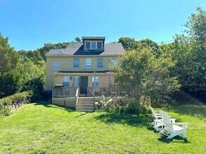 Building Photo - Waterfront Winter Rental: River Watch