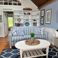 Building Photo - 1072 Washington St