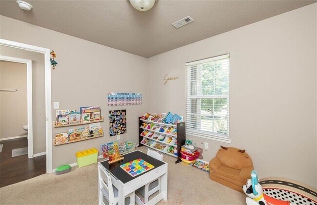 Building Photo - 6108 SW Warrington Rd