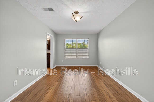 Building Photo - 3271 Harpeth Springs Dr