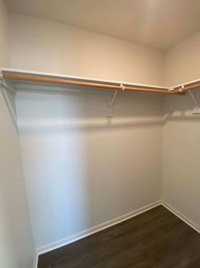 Building Photo - *Pre-leasing* Spacious Three Bedroom | Two and a Half Bath Home in Spring Hill