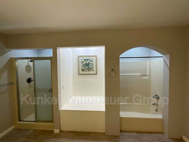 Building Photo - 43 Powder Creek Dr