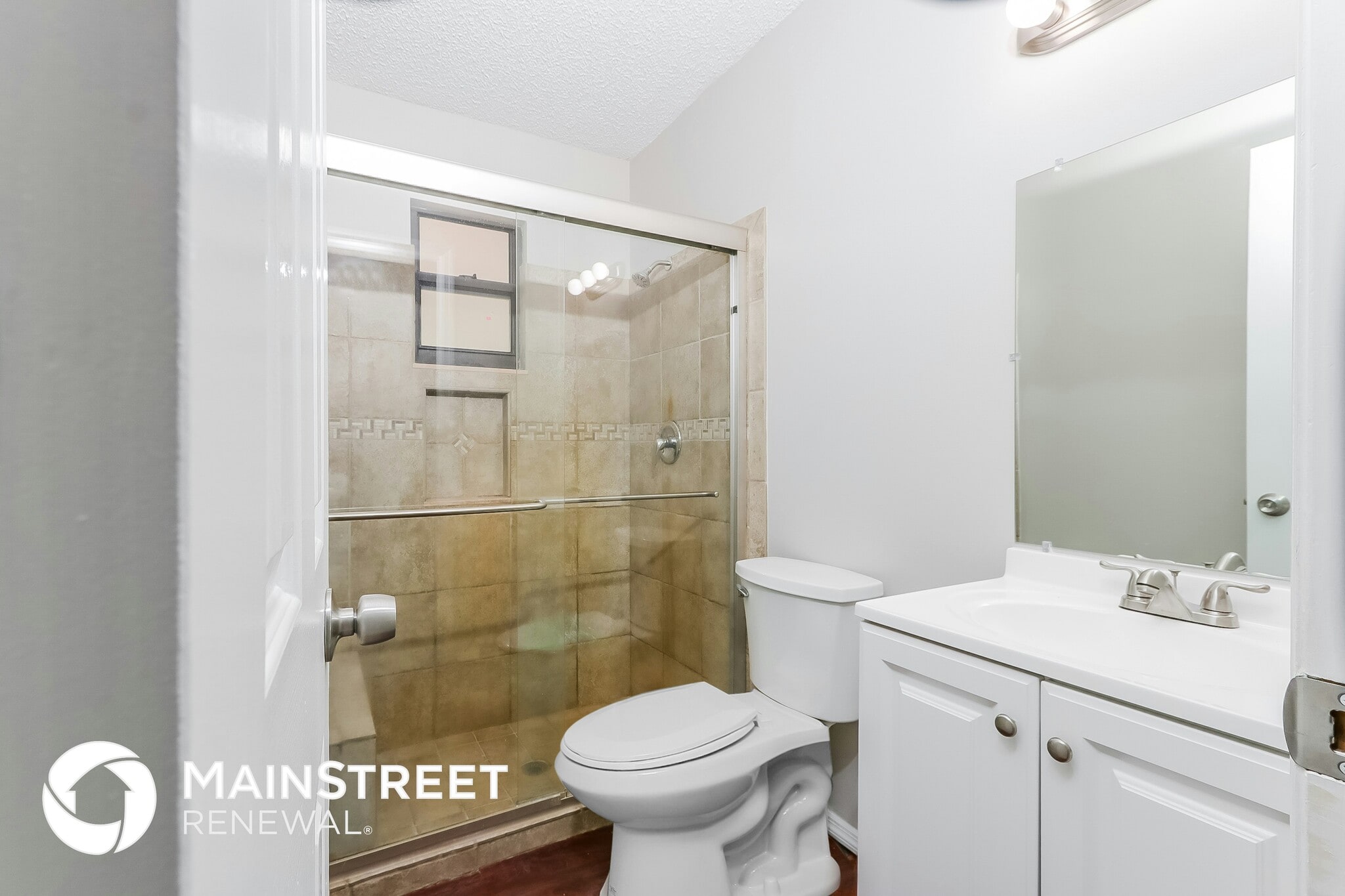 Building Photo - 5315 Hickory Dr