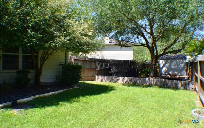 Building Photo - 1715 Mountain Brook