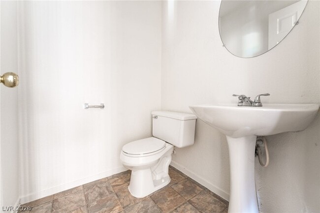 Building Photo - 1300 Swanbrooke Dr