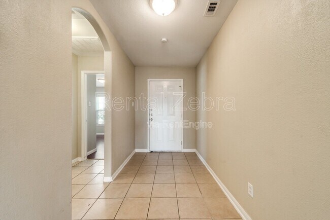 Building Photo - 517 Misty Mountain Dr