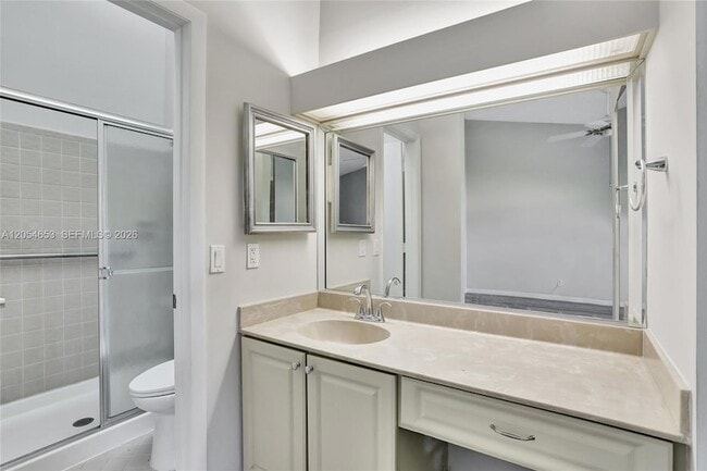 Building Photo - 4615 Carambola Cir S