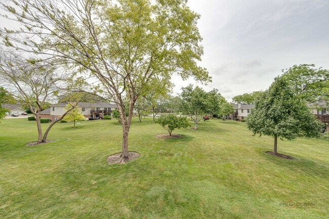 Building Photo - 676 Cumberland Trail