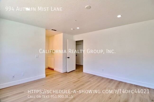 Building Photo - 994 Autumn Mist Ln