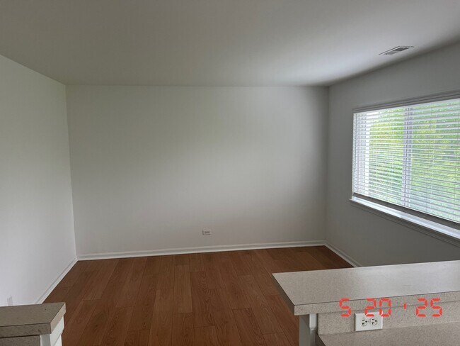 Building Photo - 1429 Meadowsedge Ln