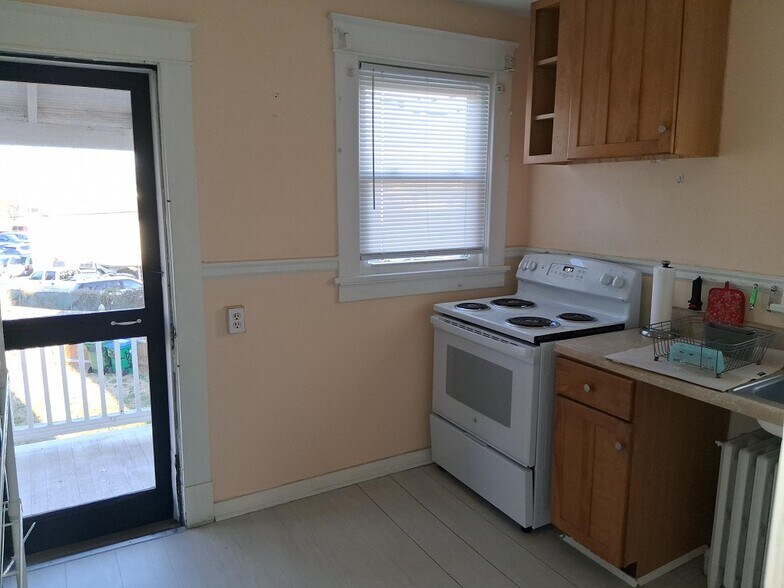 Building Photo - 2509 Seminary Ave