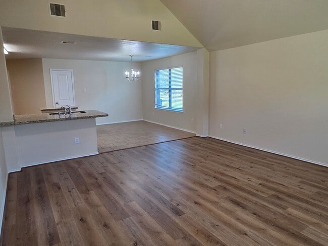 Building Photo - 19115 Shire Horse Blvd