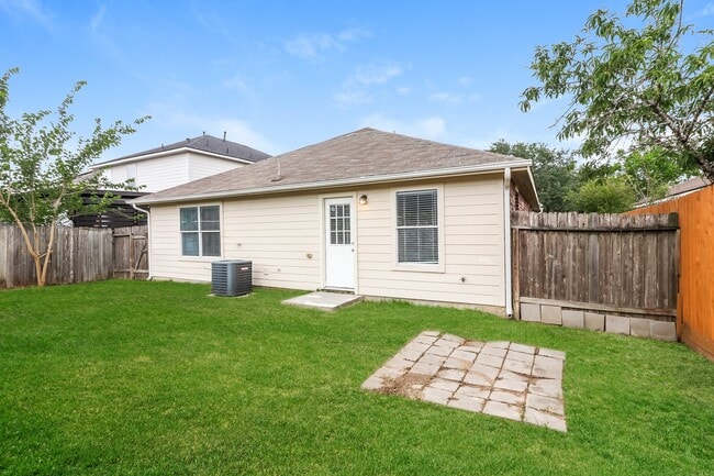Building Photo - 20735 Dewberry Creek Ln