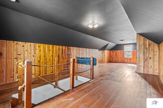 Building Photo - Charming 3 Bedroom Home in Convenient Omaha Location